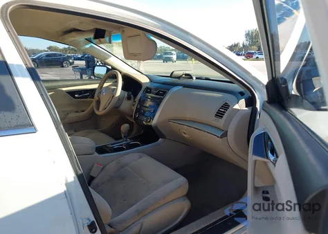 2014 Nissan Altima 2.5 S from USA, damaged, VIN 1N4AL3AP7EC281184